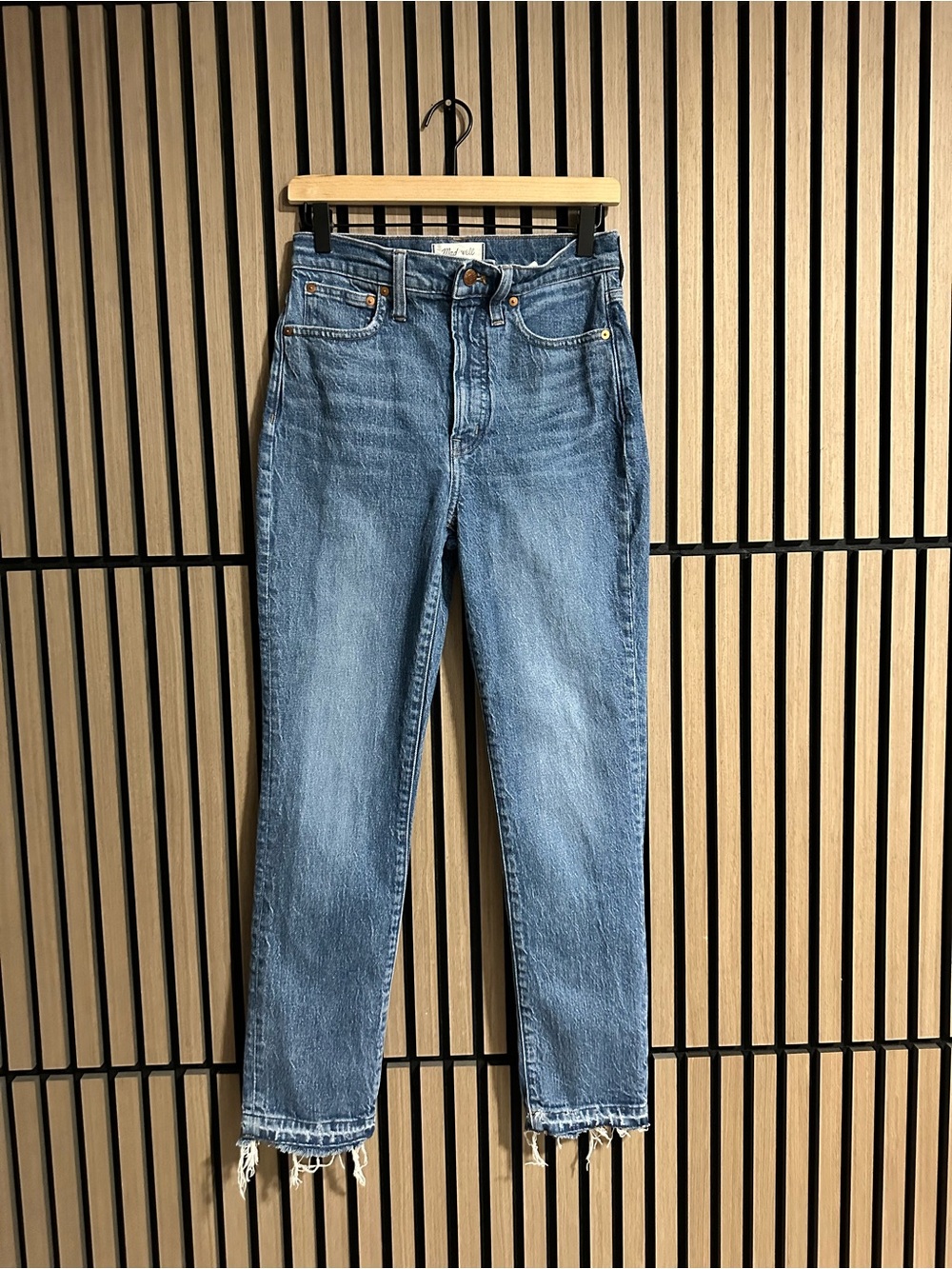 Madewell Women’s The Perfect Vintage Jean High Rise Blue Medium Wash Frayed 27
